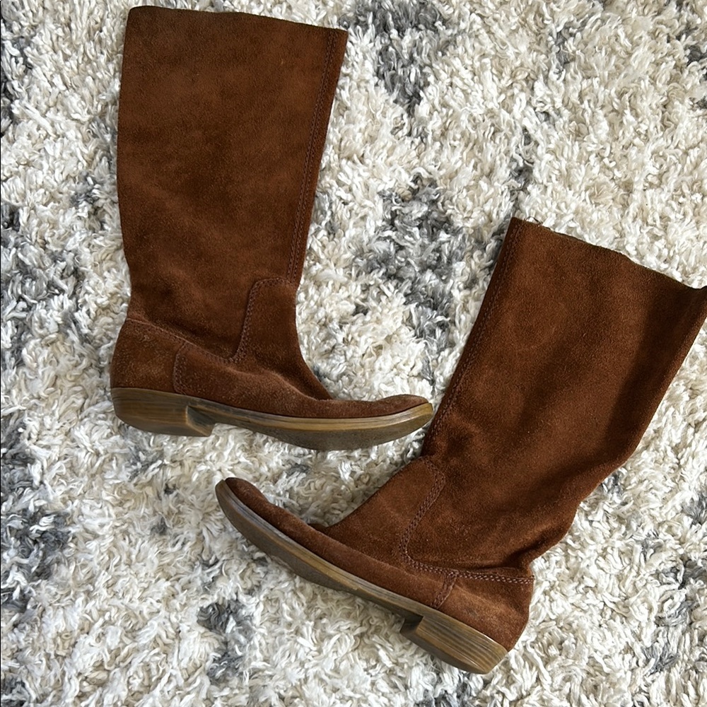Brown Suede Boots